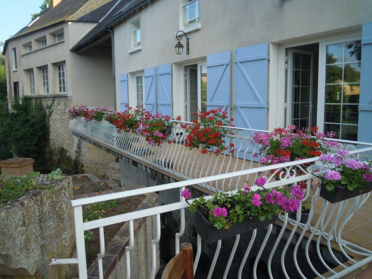 Moulin De L'Abbesse Bed and Breakfast Thouars Exteriör bild
